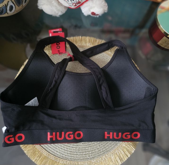 Sportowy top Hugo. Nowy z metką