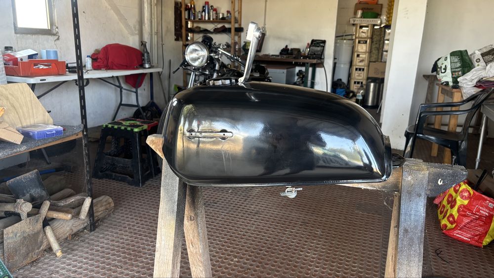 Depósito de combustivel Honda CB 650 RC03