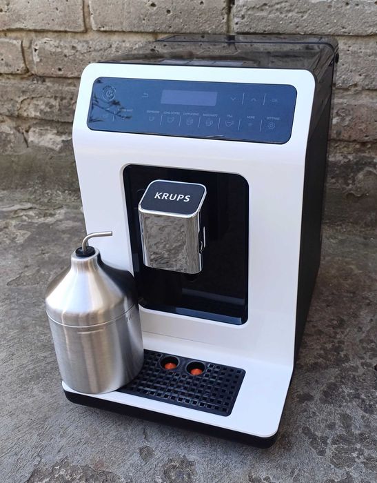 Кавомашина кавоварка KRUPS Evidence Plus EA894T10 біла з молочником