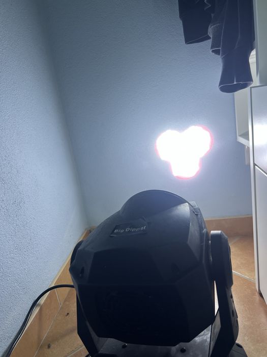 Rôbo de luzes Big dipper LS90 dmx