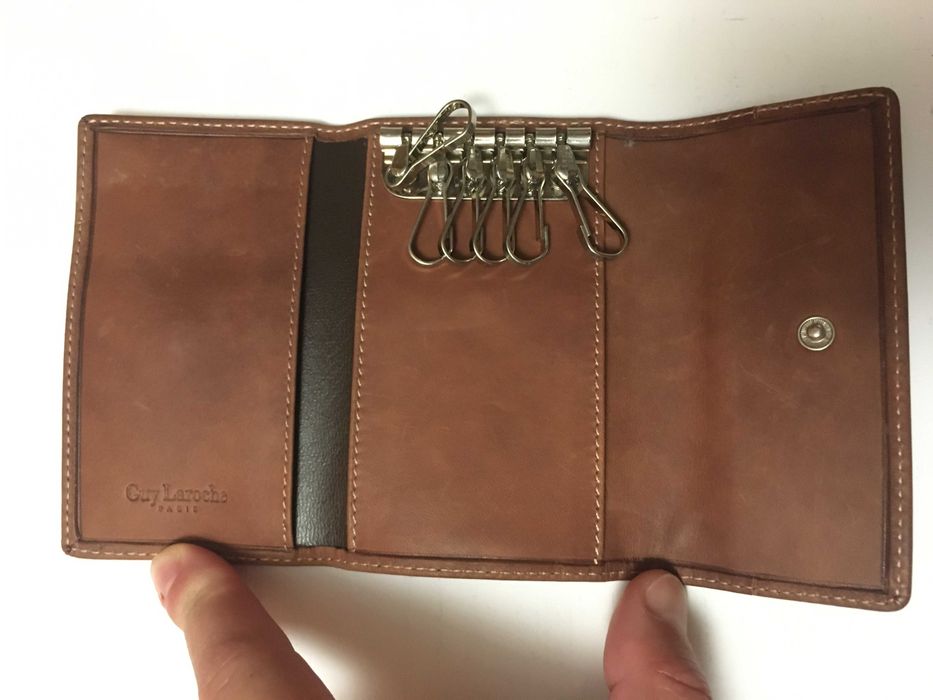 Porta Moedas em pele - Guy Laroche