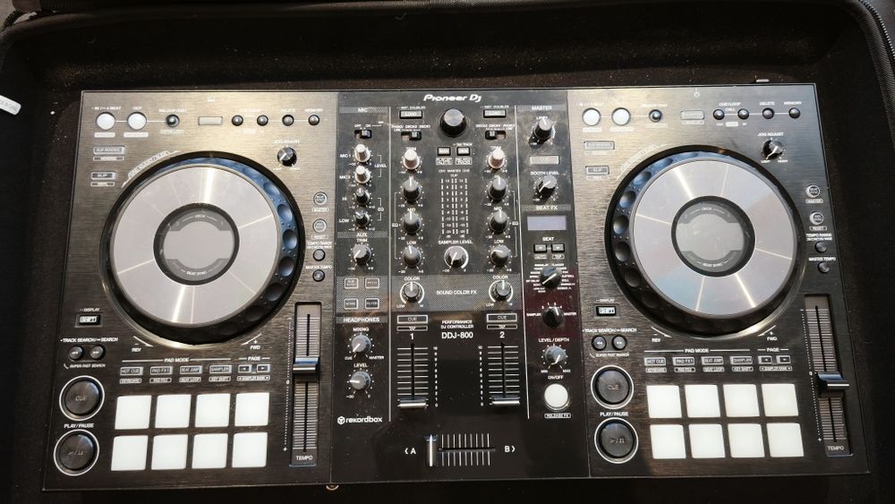 Pioneer DDJ 800 + Mala Magma