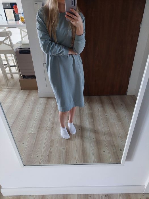 Sukienka swetrowa Zara