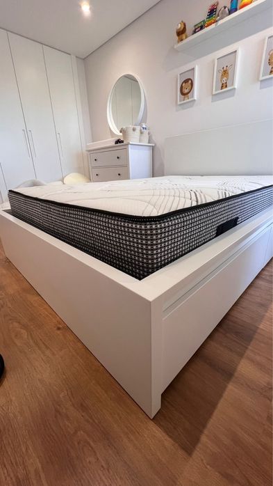 Cama MALM 140x200 com gaveta de arrumação. Com Entrega, ver descrição.