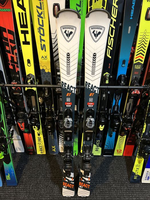 Narty Rossignol React 6 Rossi React 7 Rossi React 8 Rossi React RT