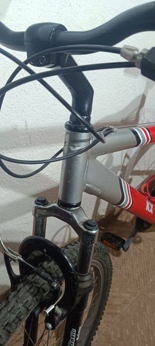 Bicicleta de montanha  roda 26 (BTT) de marca KX, modelo Sport 106