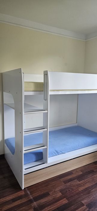 Łóżko pietrowe black red white białe