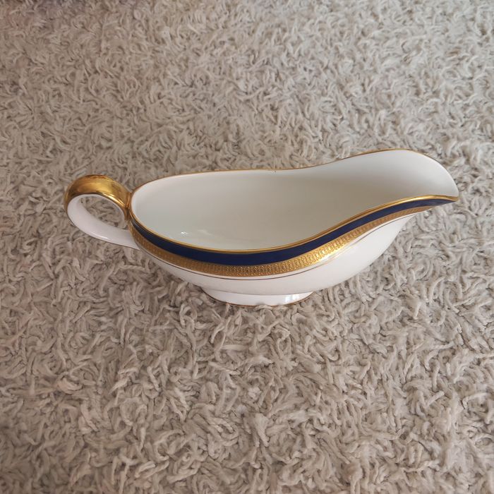 Aynslay cobalt royale serviço