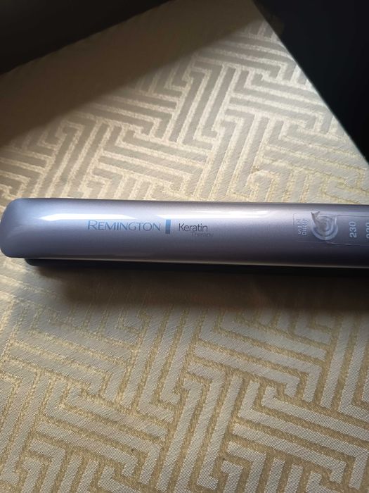 Prancha Remington Keratin Therapy como nova