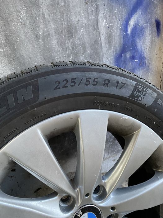 Диски bmw r17 5 120 з зимовою гумою 225 55 17