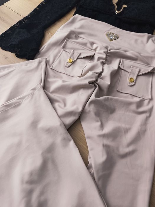 Spodnie leginsy push up laycra modelujące