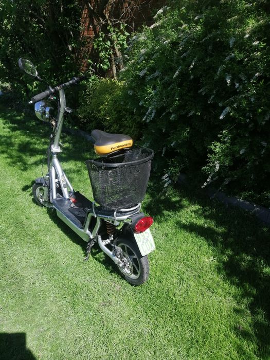 Skuter elektryczny 800 W.  Hulajnoga elektryczna