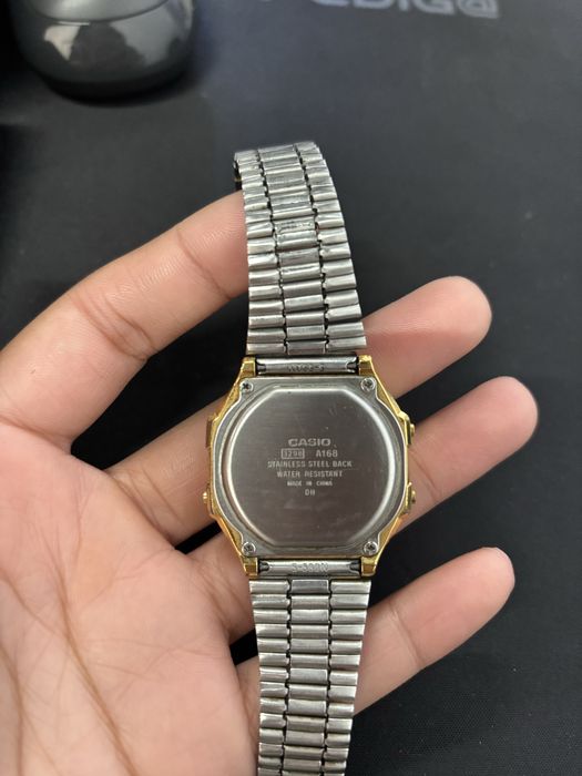 Reloj casio water resistent