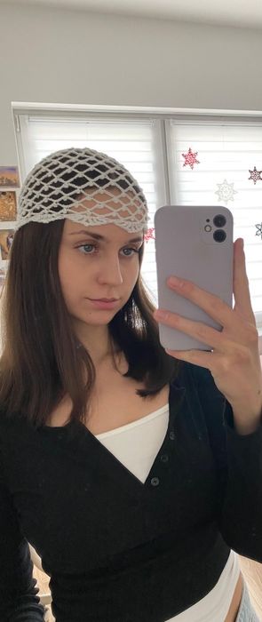 Ażurowa czapeczka  dokerka