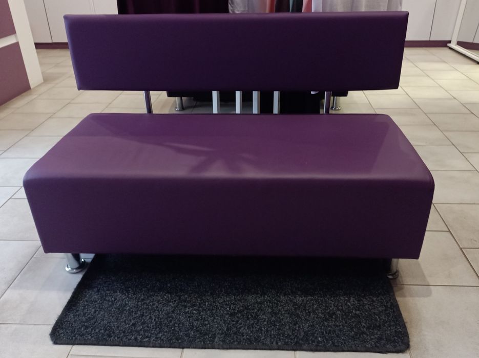 Продаж торгового обладнання для магазину Взуття та Одягу б/у