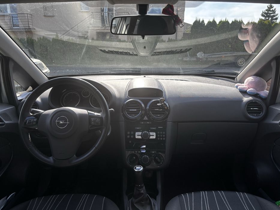 Opel Corsa D 1.3Cdti 2010r