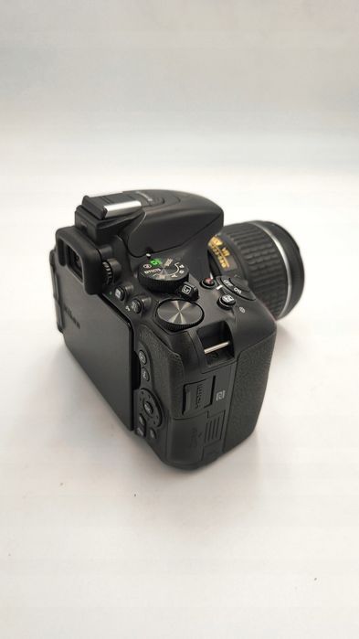 Lustrzanka Nikon D5600 18-55 AF-P VR 15946 zdjęć