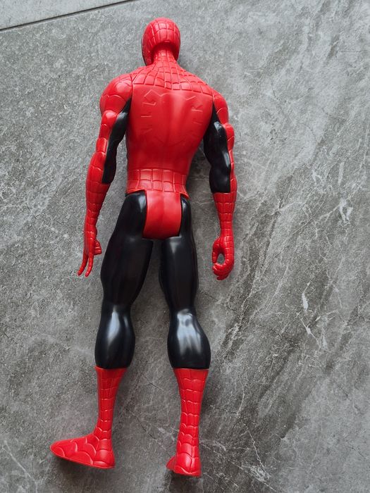 Duża Figurka Spider-Man 30 cm Hasbro Titan Hero Series
