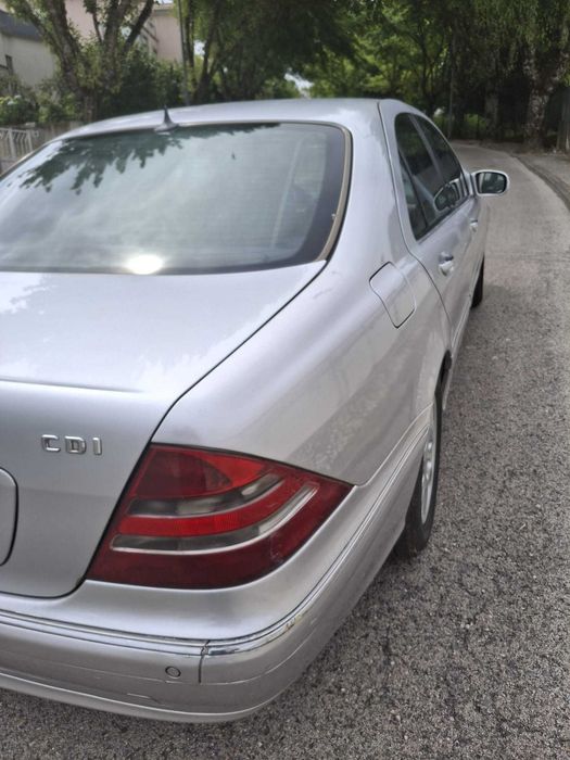 MERCEDES BENZ S320 CDI W220 — 2001 — Excelente Estado