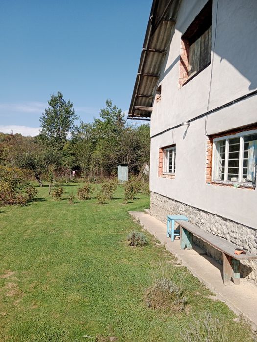 Оренда дачі з будинком