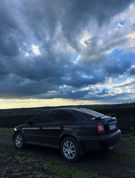 Skoda octavia tour 1.8т