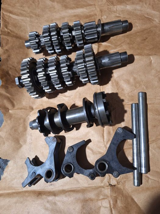 Запчасти чезет кросс.