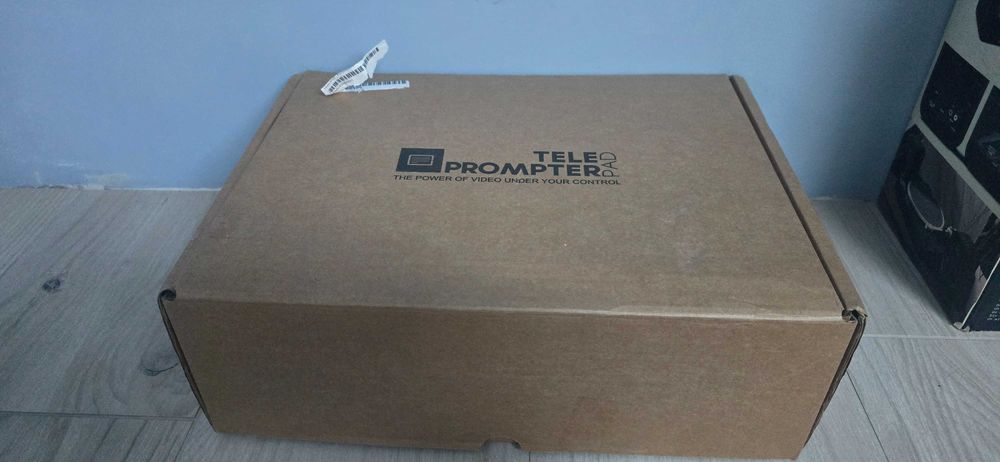 TELEPROMPTER PAD Light PRO12 do tabletów z pilotem aplikacją