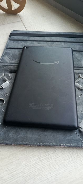 Планшет Amazon Kindle M8S26G