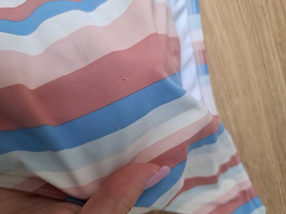 Triumph – majtki do stroju kąpielowego, kolorowe paski