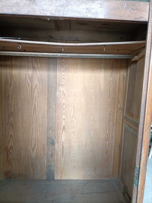 potak . szafa dębowa