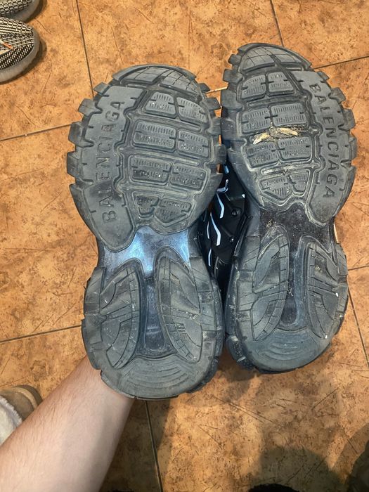 Balenciaga track led