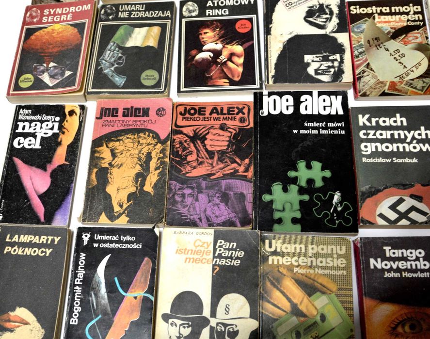 Zestaw książek 25 kryminałów PRL Joe Alex John Howlett Georges Simenon Seria z Jamnikiem Klasyka