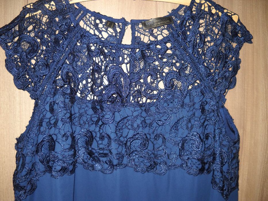 Sukienka wieczorowa gipiura granat rozmiar 44