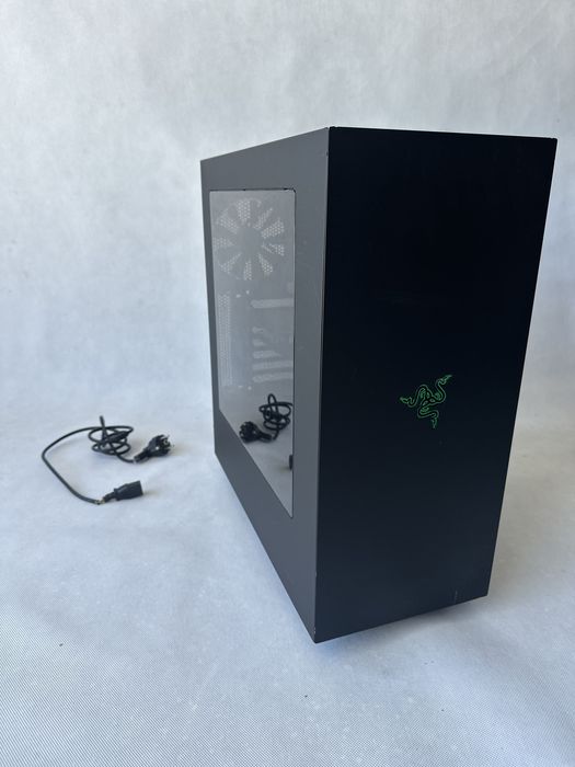 Komputer PC / NZXT RAZER