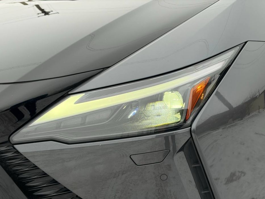 Lexsus rz 2023 повний привід