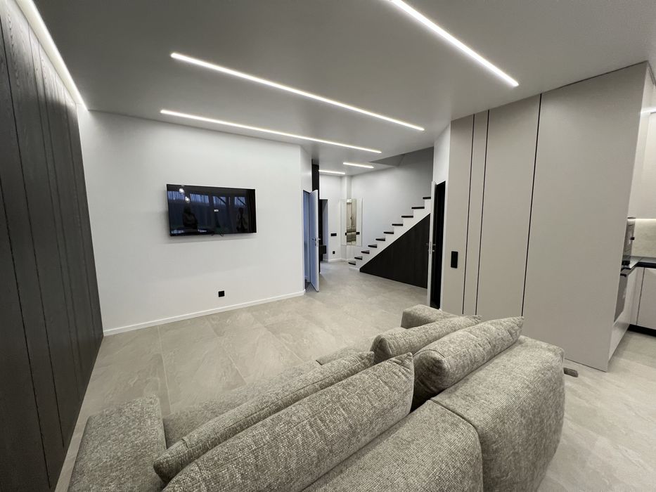 Продаж чотирикімнатногои котеджу у котеджному містечку new village