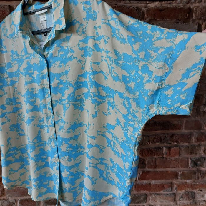 Oryginalna bluzka Monki w pastelowych kolorach o fasonie oversize