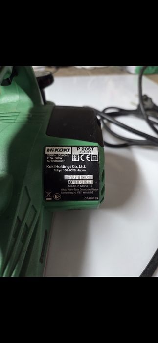 HIKOKI Strug elektryczny do drewna hebel strolarski 82mm 580W