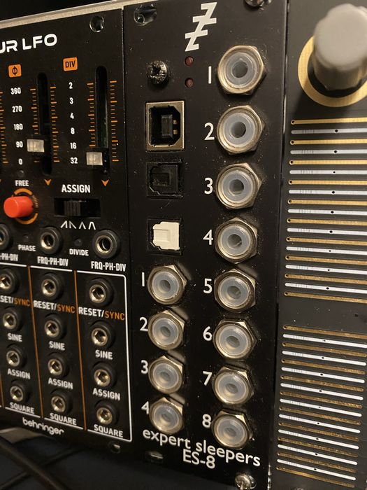expert sleepers es-8 audio interface modular uniwersalny moduł