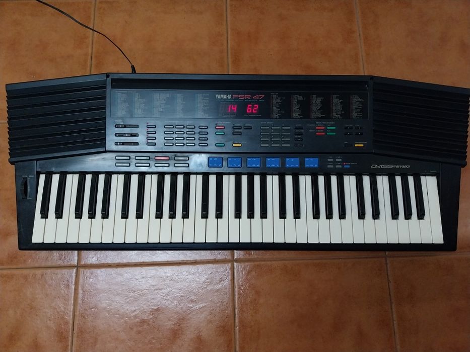 Teclado Yamaha PSR 47 - a Funcionar Vintage