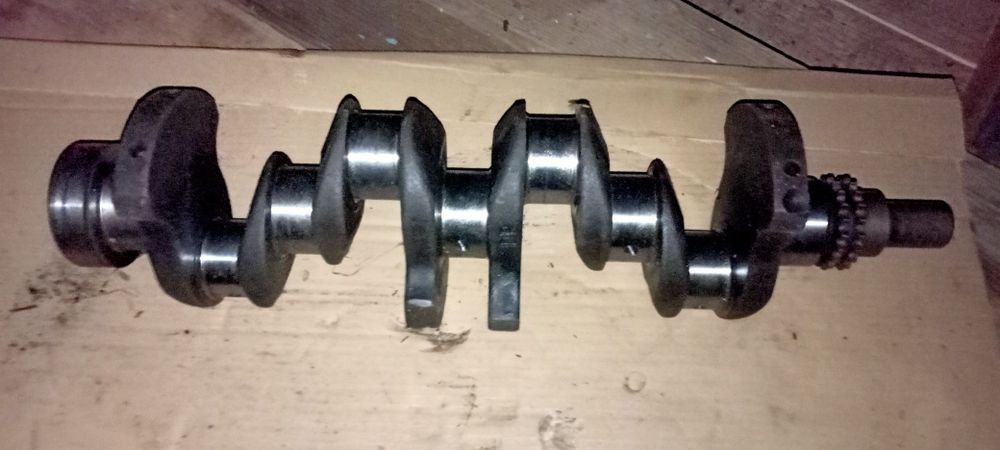 Подушка КПП Frontera A 2.3тд