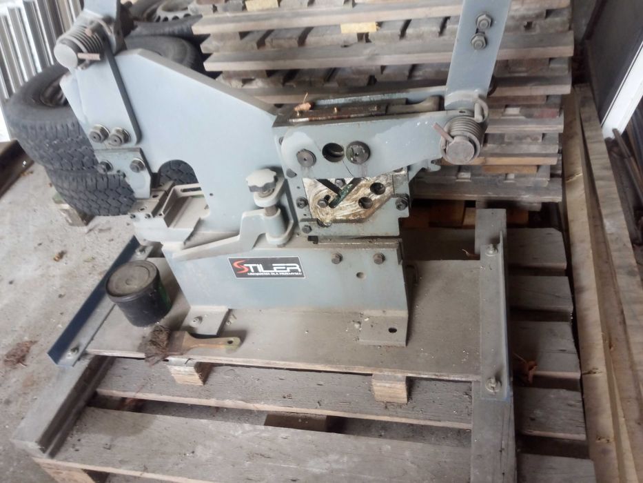 Nożyce gilotynowe ręczne do prętów 22 mm ,blachy 10 mm .Jak Nowe