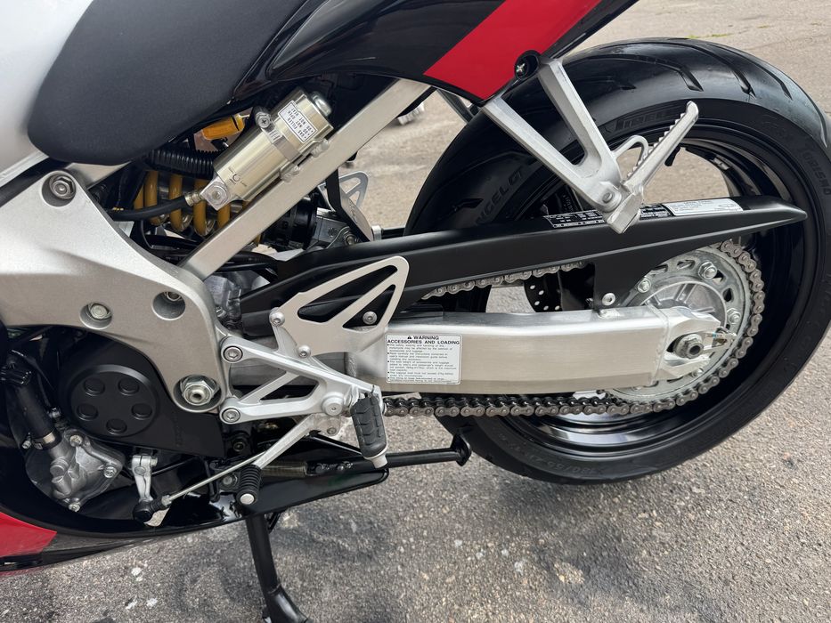 Продам мотоцикл HONDA CBR F4i