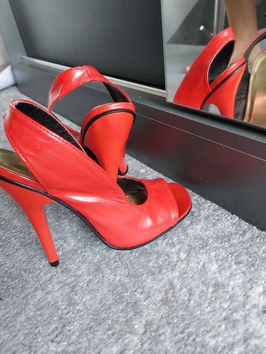 Buty szpilki NOWE czerwone