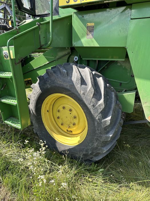 Комбайн John Deere 955