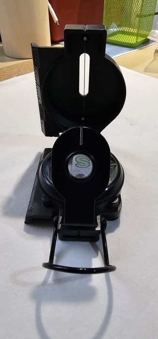 Bussola Militar como nova