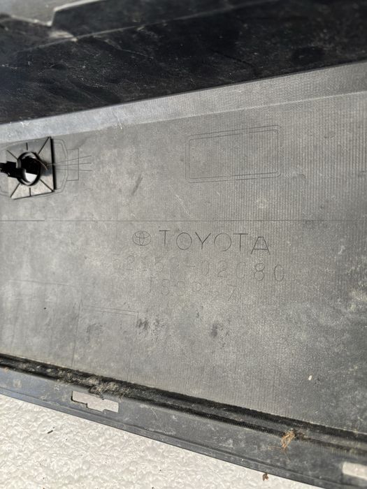 Toyota Corolla E21 19- kombi zderzak tył tylny