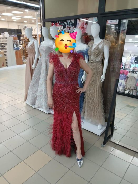 Suknia wieczorowa z butiku Marina rozmiar 38/40