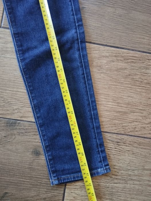 Granatowe jeansy 30 h&m