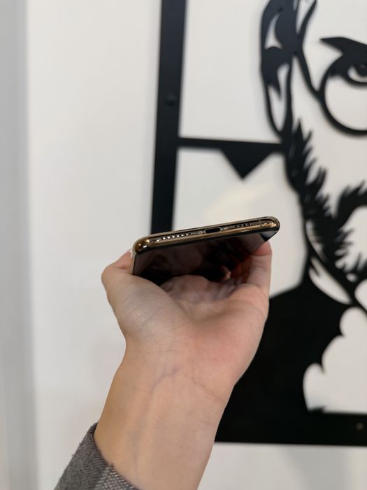 Б/У IPHONE XS Max 64 Gold Neverlock